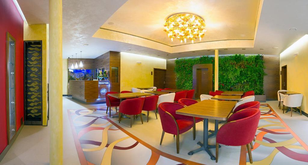 Hotel Air Holíč Екстериор снимка